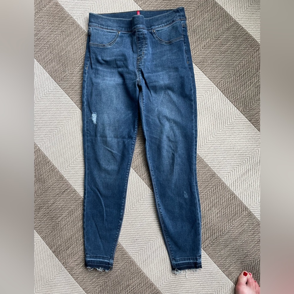 Spanx pull on skinny jeans L
